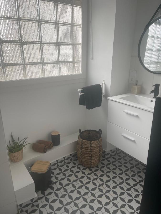 Appartement Au Coeur Du Quartier Historique Vannes Exterior foto