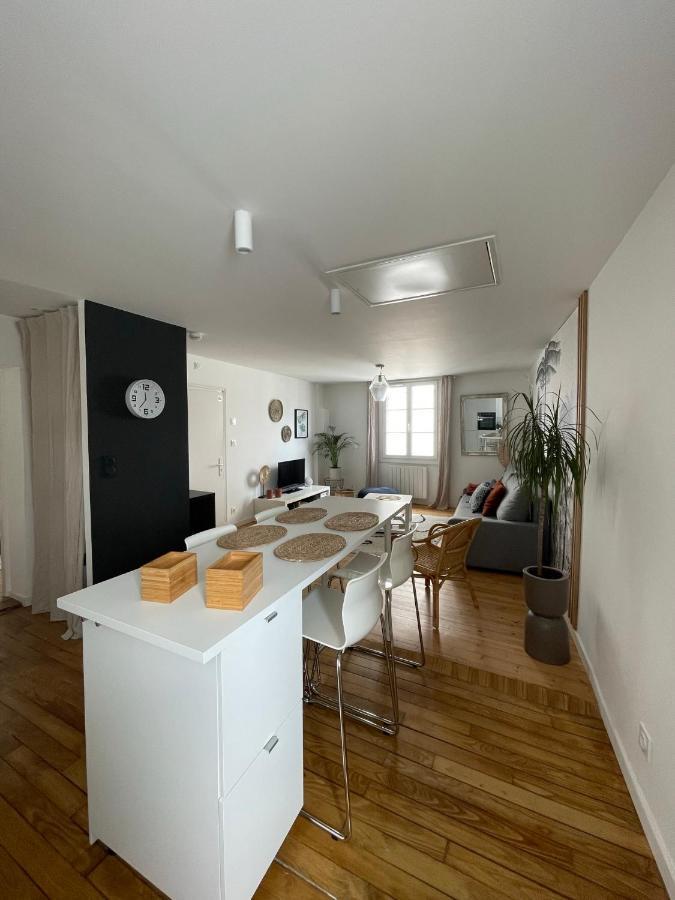 Appartement Au Coeur Du Quartier Historique Vannes Exterior foto