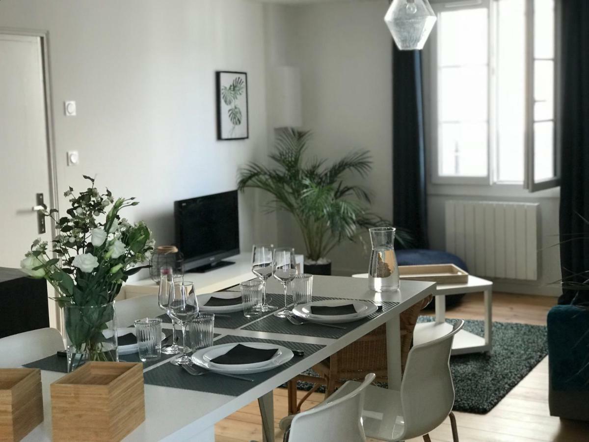 Appartement Au Coeur Du Quartier Historique Vannes Exterior foto